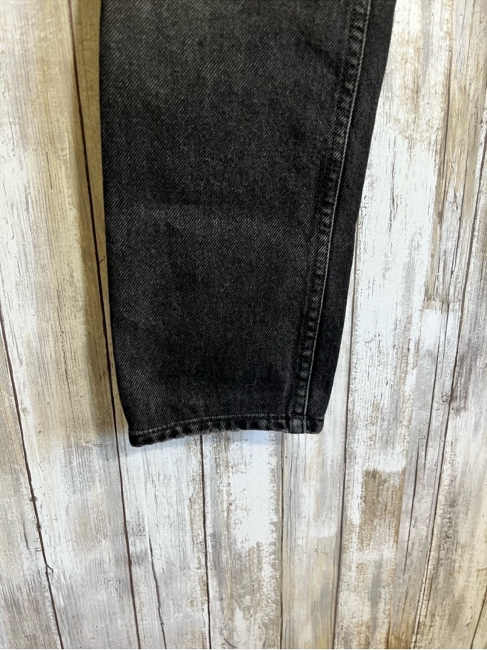 GRLFRND Karolina High Rise Straight Jeans Hot Stuff Black Wash Raw Hem 24 - Picture 4 of 7